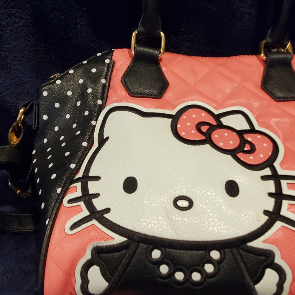 Hello Kitty Loungefly RARE Handbag - Picture 3 of 16
